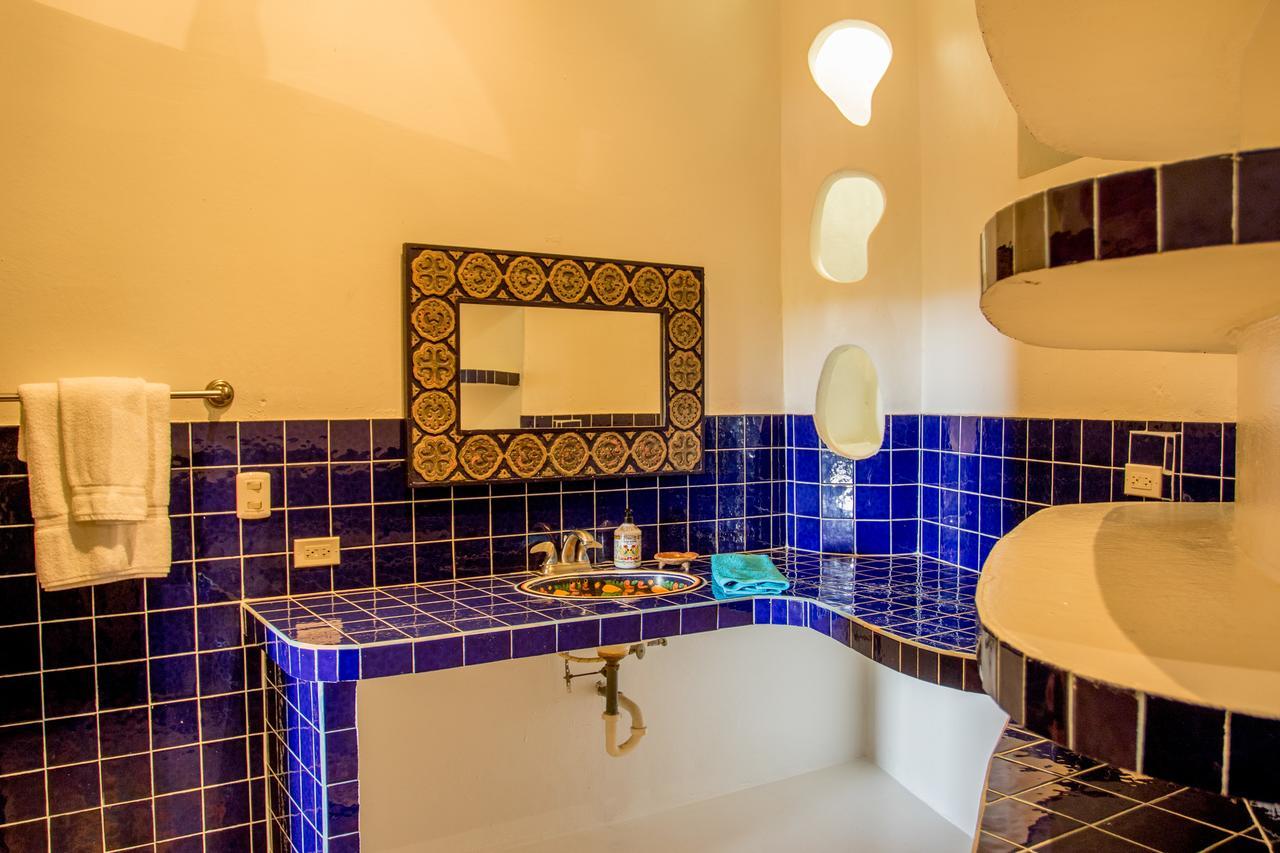 Two Brothers Surf Resort Тола Экстерьер фото